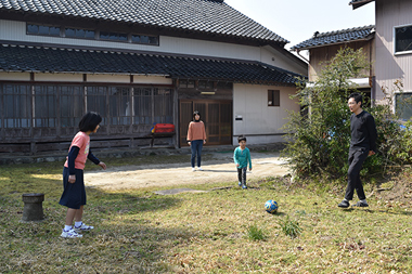 七尾に来てから猫を飼い始め、家族で出かけることも以前より多くなったそう。